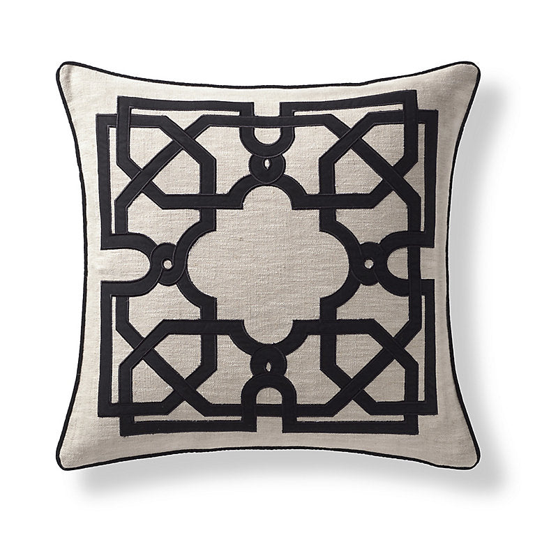 TUXEDO - A stunning formal black and white bedroom RUMIE