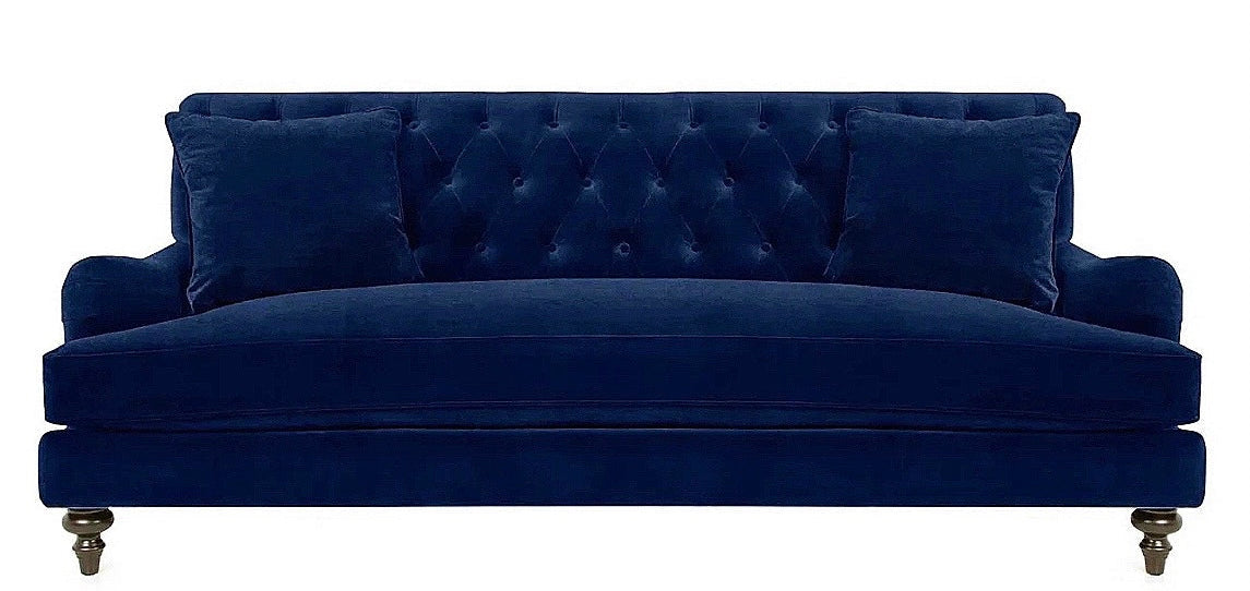 MISS FANCY PANTS - beautiful and glamorous blue and gold living room Rumie room design