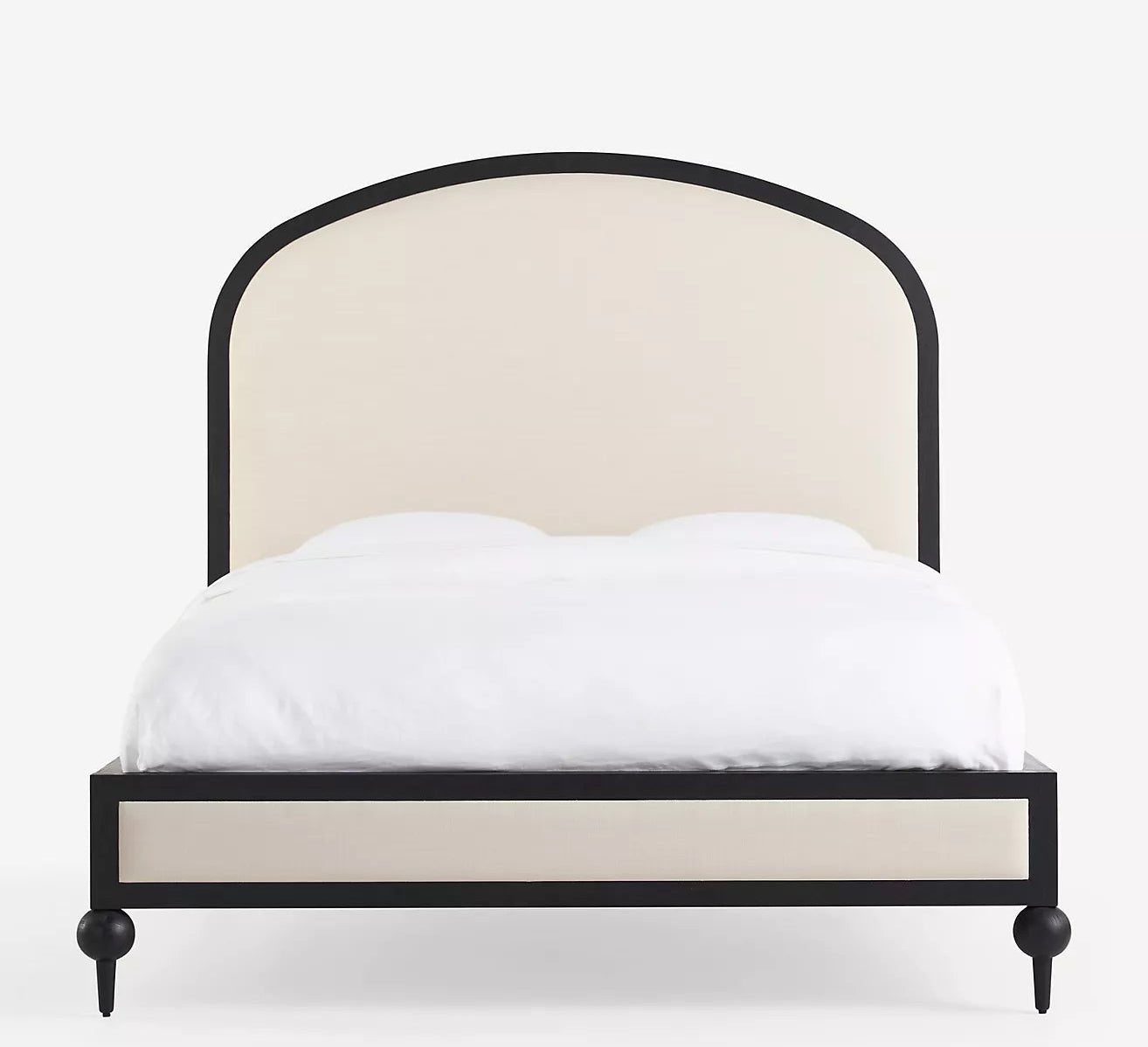 TUXEDO - A stunning formal black and white bedroom RUMIE