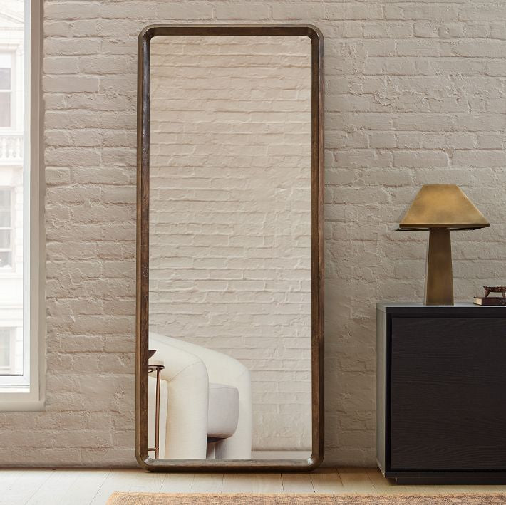 Junior Executive - A beautiful luxury living room RUMIE that makes you look like a CEO
