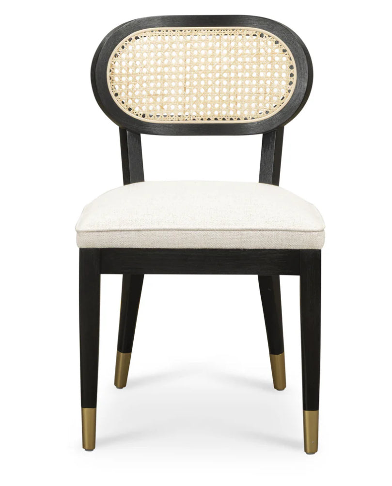 TUXEDO - A stunning formal black and white bedroom RUMIE