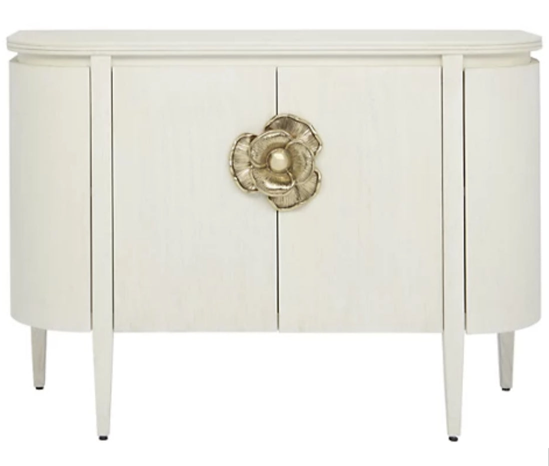 GLAMOUR GIRL - HOLLYWOOD REGENCY design luxury living room furniture and decor