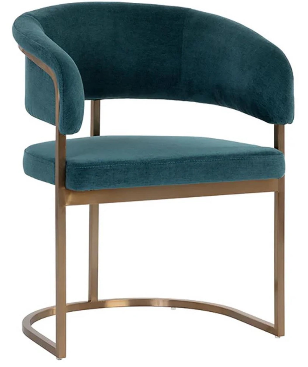 VINTAGE LULLABY - A stunning vintage styled RUMIE design with new luxury furniture with an old soul